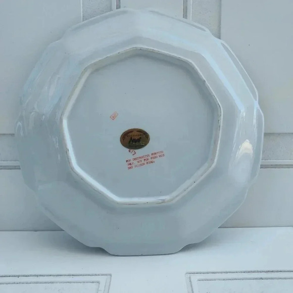 Accent Accessory Decorative Gold and Black Plate - Picture 4 of 4